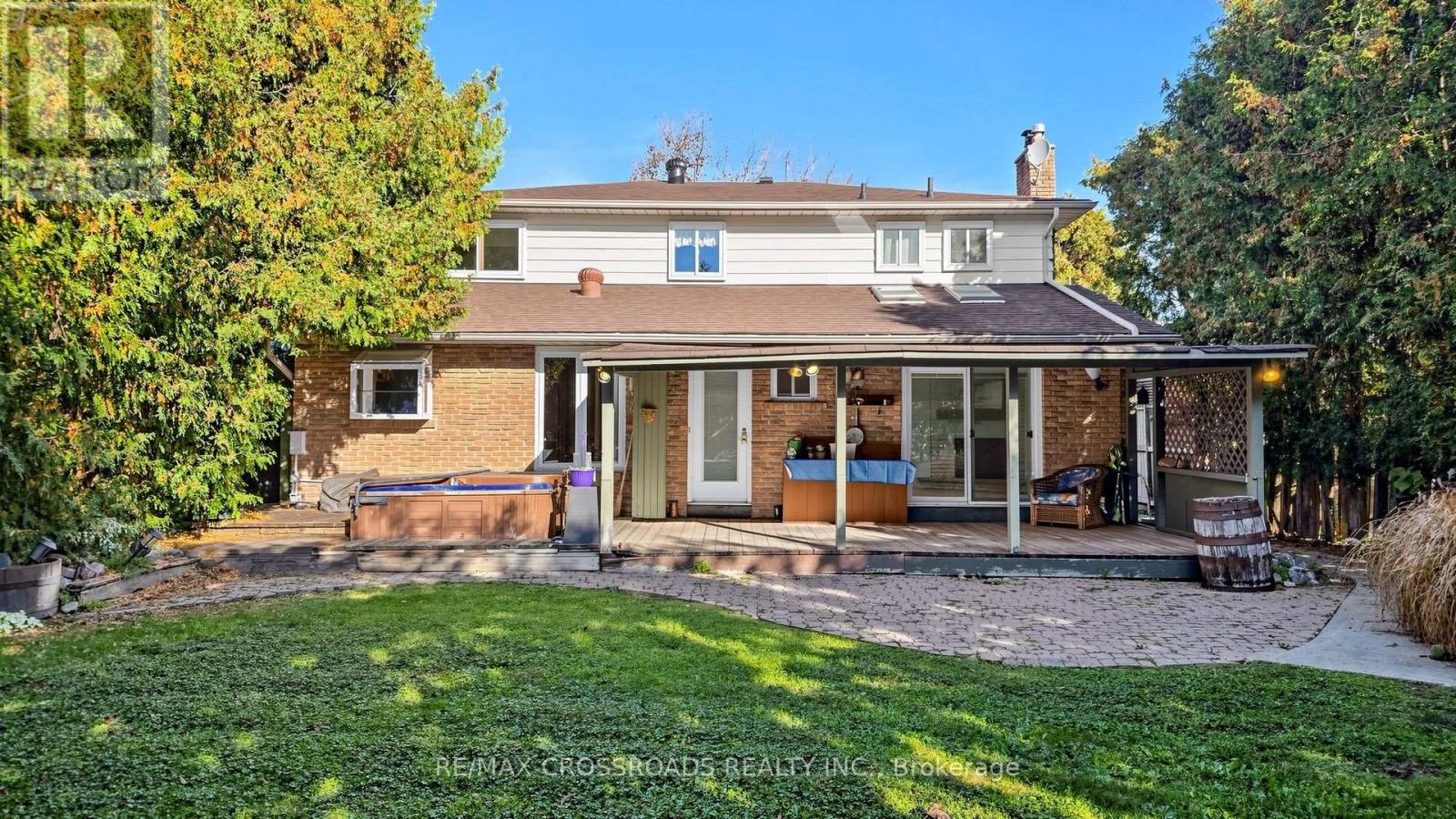 27 HAGERMAN BOULEVARD - 25