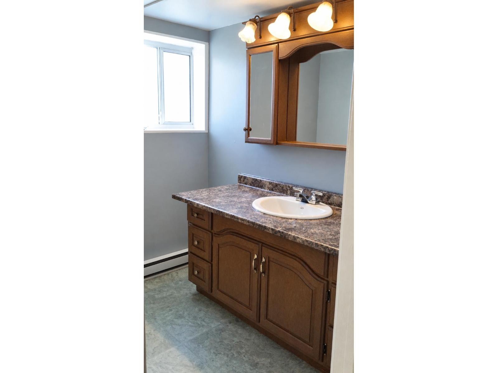 Photo of 46198 FIRST AVENUE, Chilliwack Proper East 33