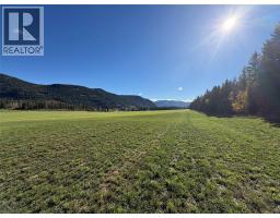 36 Hurt Road, Lumby, BC V0E2G5 Photo 10