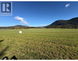 36 Hurt Road, Lumby, BC V0E2G5 Photo 11