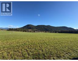36 Hurt Road, Lumby, BC V0E2G5 Photo 18