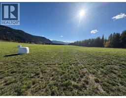 36 Hurt Road, Lumby, BC V0E2G5 Photo 8