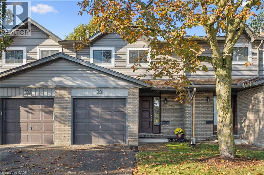 #20 46 CEDARWOODS Crescent - 1