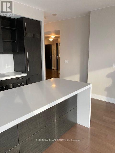 2107 - 65 ST MARY STREET, Toronto (Bay Street Corridor) — photo 11