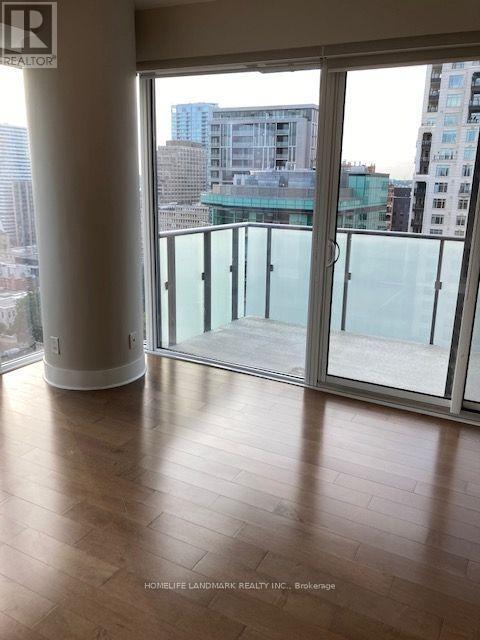 2107 - 65 ST MARY STREET, Toronto (Bay Street Corridor) — photo 4