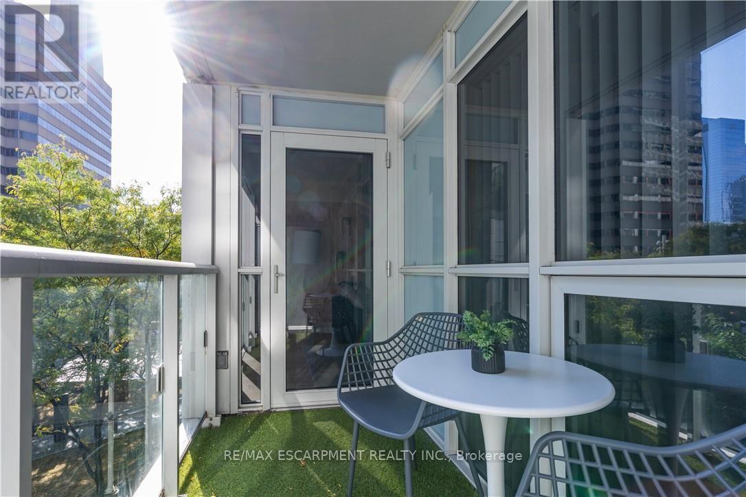 307- 300 Front Street West, Toronto, ON photo 17