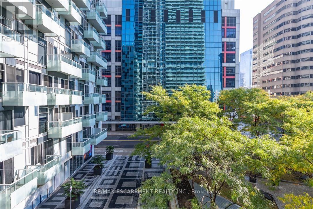 307- 300 Front Street West, Toronto, ON photo 18