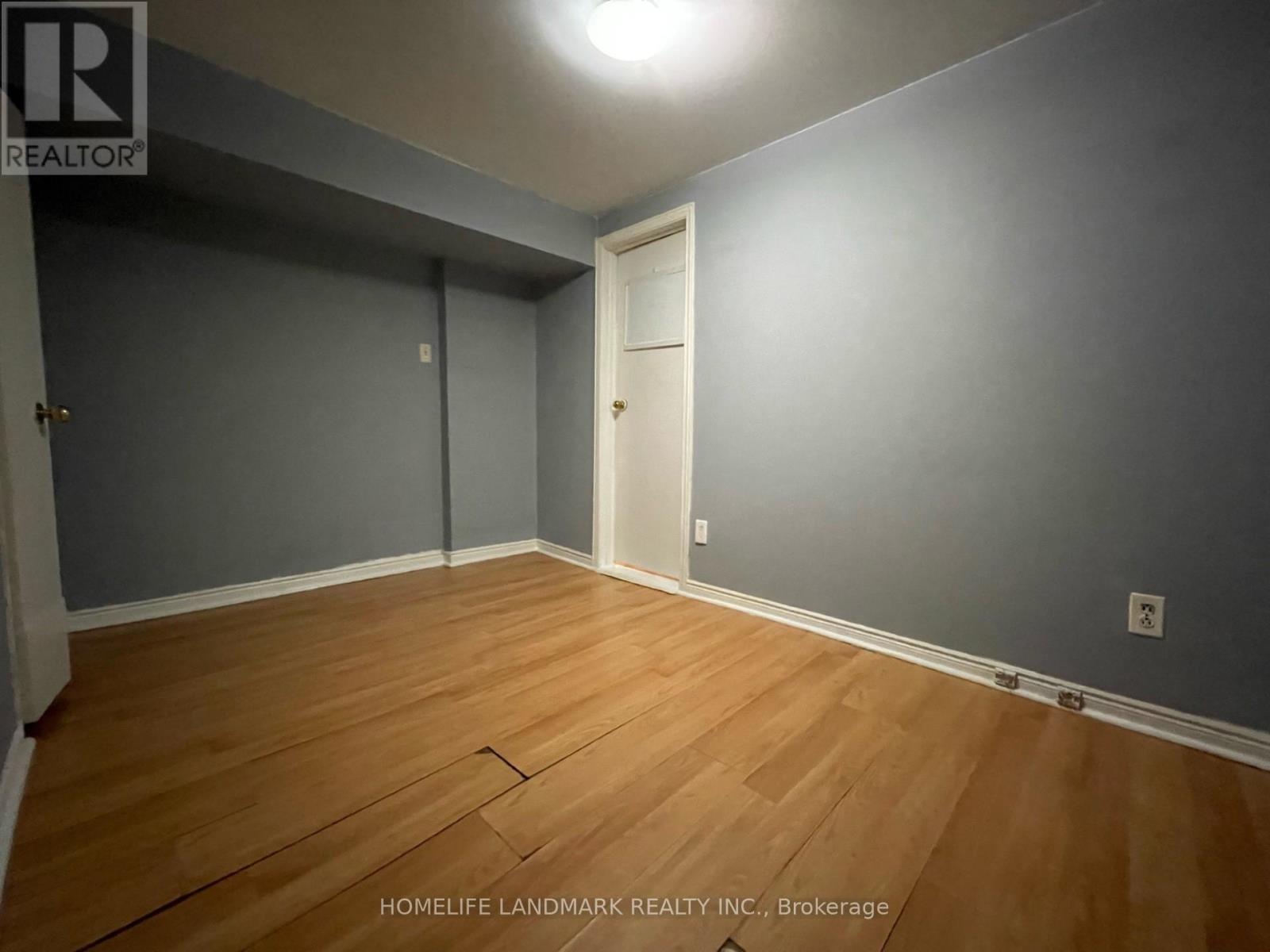 BSMT - 265 ELGIN MILLS WEST ROAD, Richmond Hill (Mill Pond) — photo 7