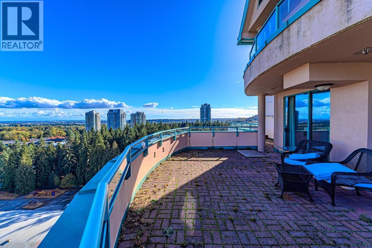 Photo of 2102 3071 GLEN DRIVE 13