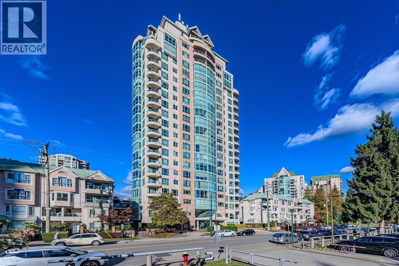 Photo of 2102 3071 GLEN DRIVE 21
