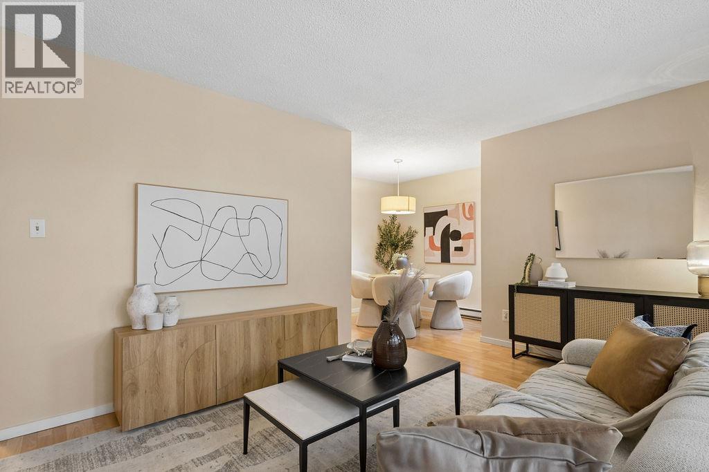 Photo of 2 224 E 12TH AVENUE 6