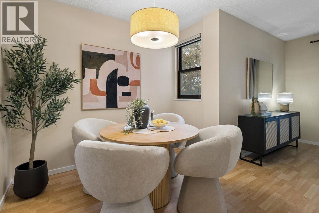 Photo of 2 224 E 12TH AVENUE 8