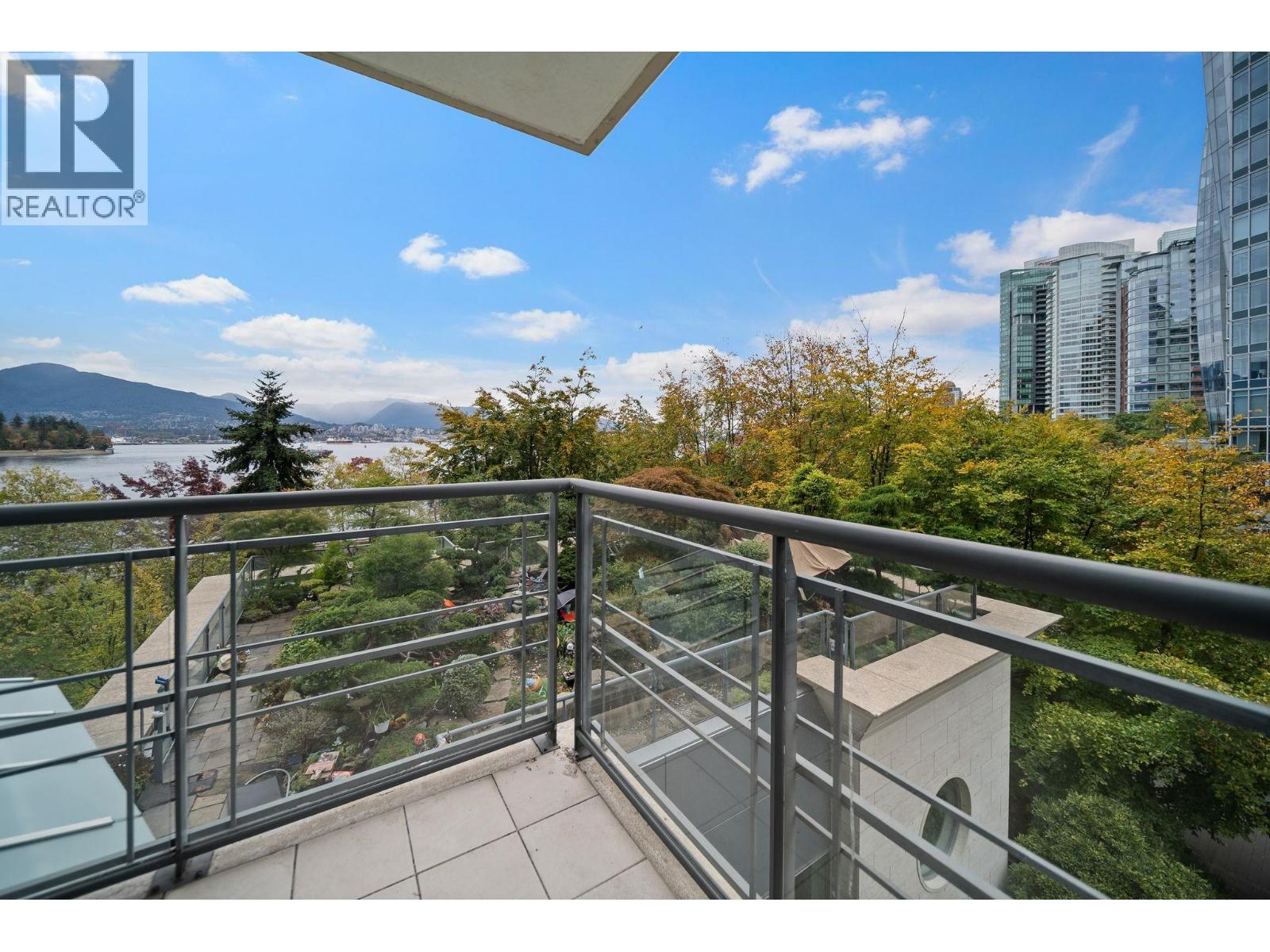Photo of 402 323 JERVIS STREET 30