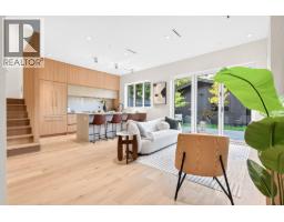 2 3315 W 10th Avenue, Vancouver, BC V6R2E5 Photo 6