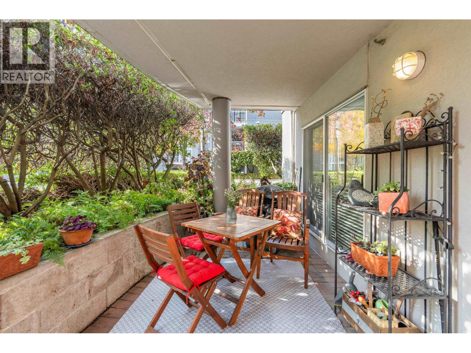 Photo of 112 8450 JELLICOE STREET 23