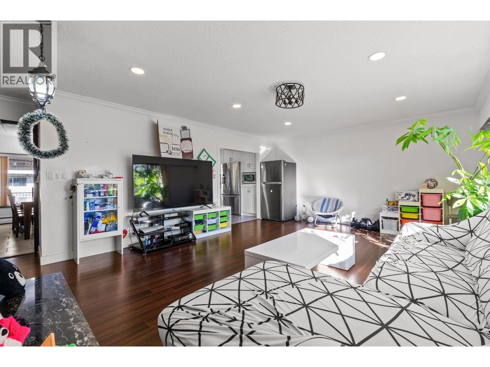 Photo of 6773 HALIFAX STREET 8