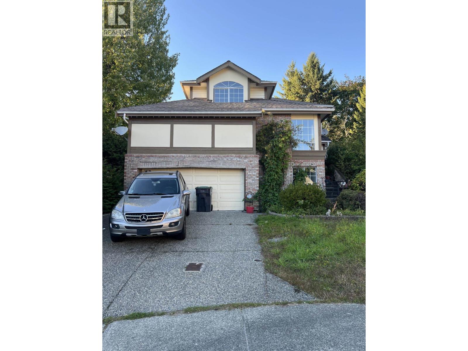 1402 GLENVIEW COURT — photo 2