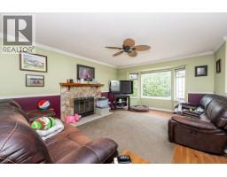 20102 Ditton Street, Maple Ridge, BC V2X9H4 Photo 12