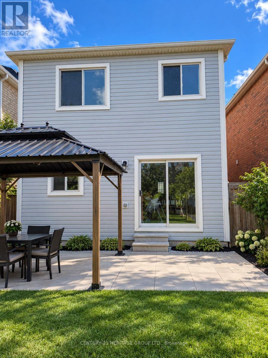 UPPER LEVEL, MAIN & 2ND - 212 ARMSTRONG CRESCENT E, Bradford West Gwillimbury (Bradford) — photo 4