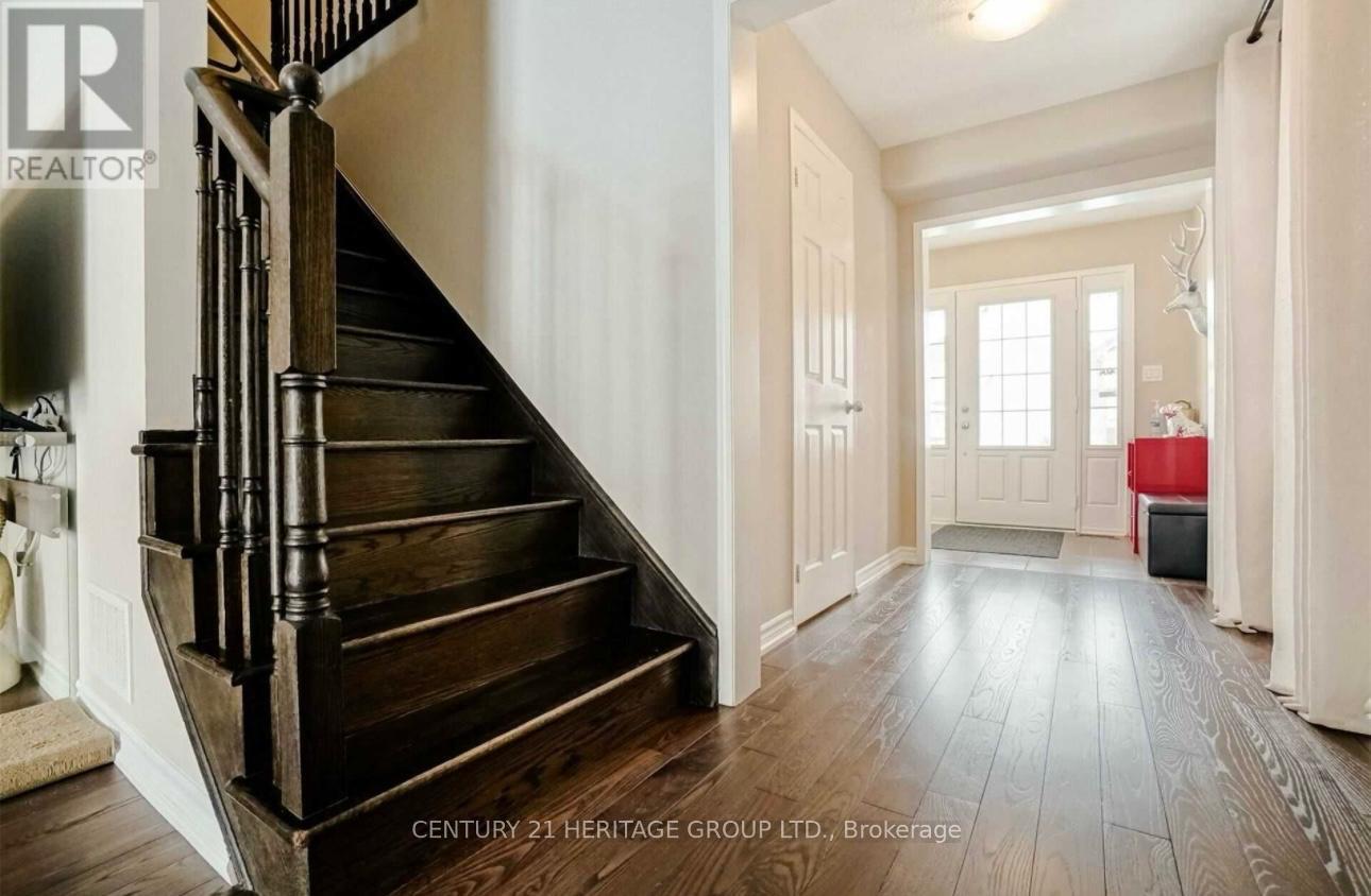UPPER LEVEL, MAIN & 2ND - 212 ARMSTRONG CRESCENT E, Bradford West Gwillimbury (Bradford) — photo 6