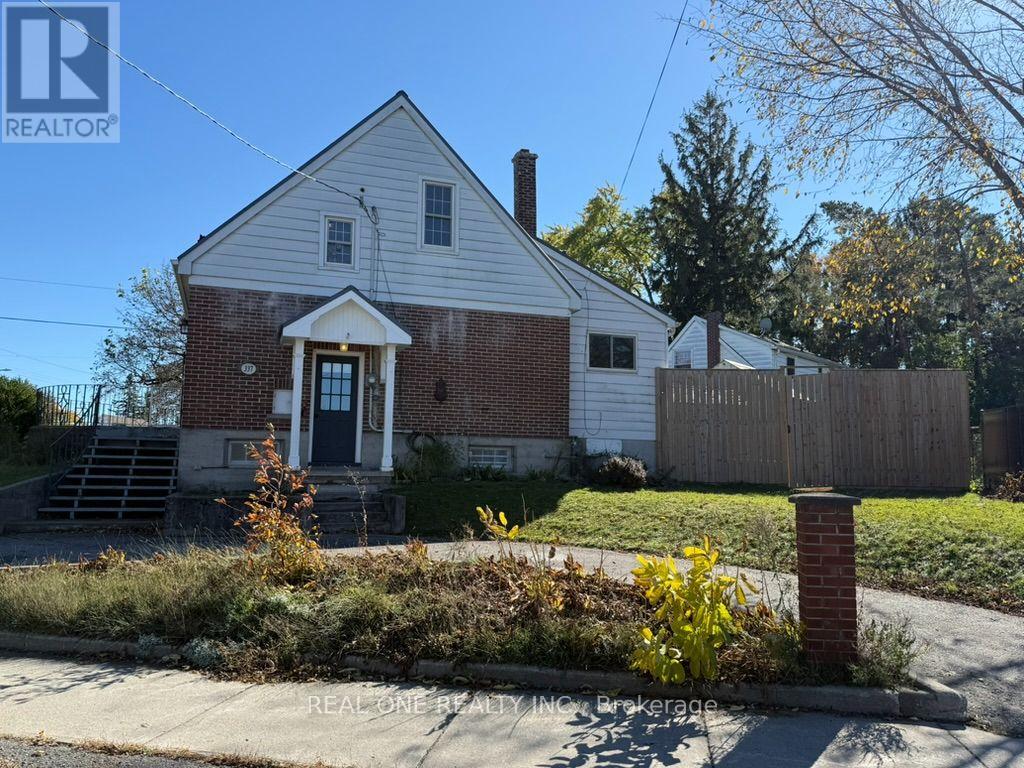 337 Victoria Avenue, Belleville, ON photo 3