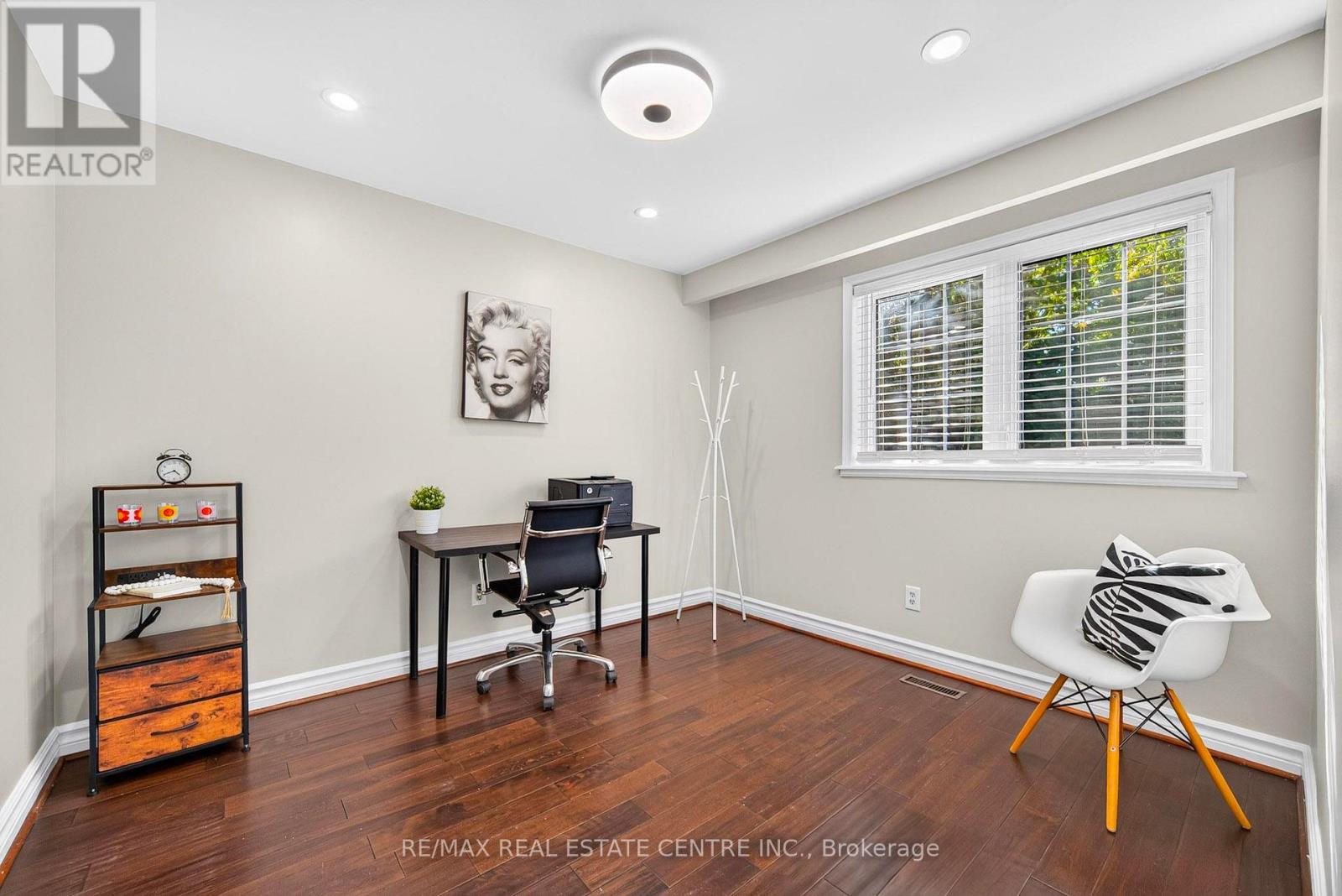 3068 FRANZE DRIVE - 27