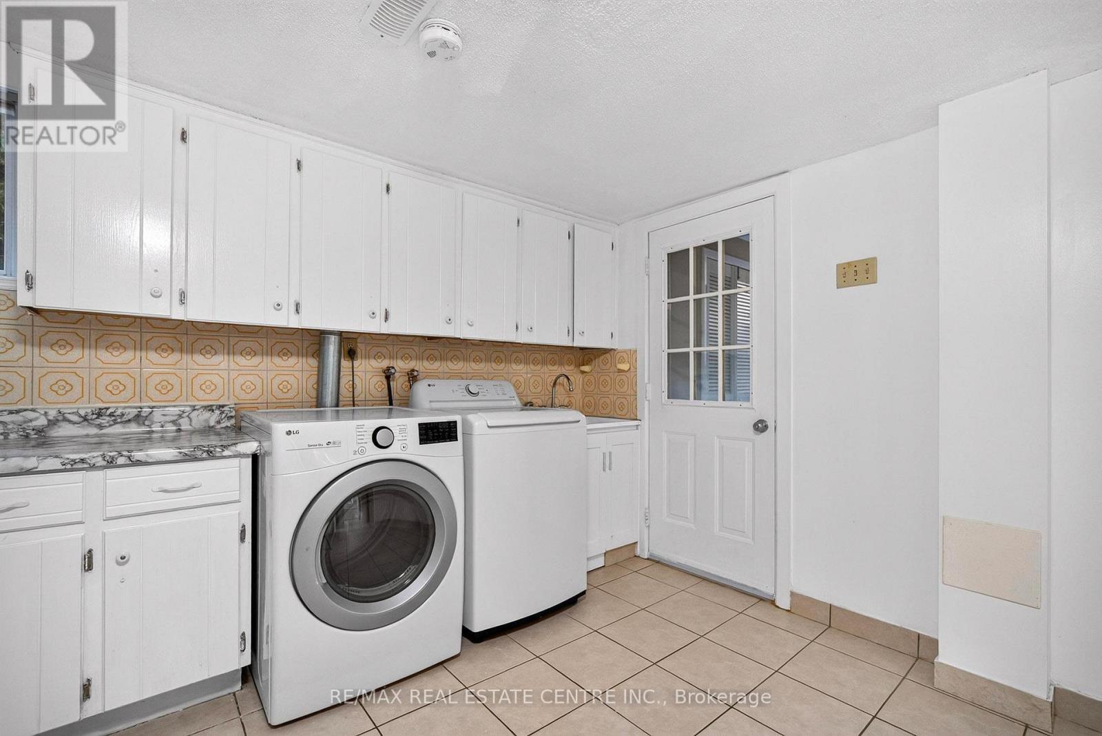 3068 FRANZE DRIVE - 37