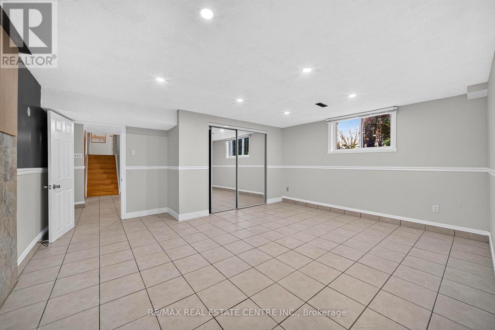 3068 FRANZE DRIVE - 32