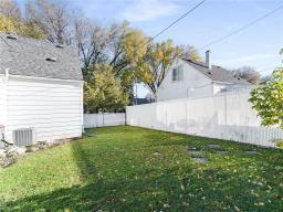 1034 Boyd Avenue, Winnipeg, MB R2X1A1 Photo 39