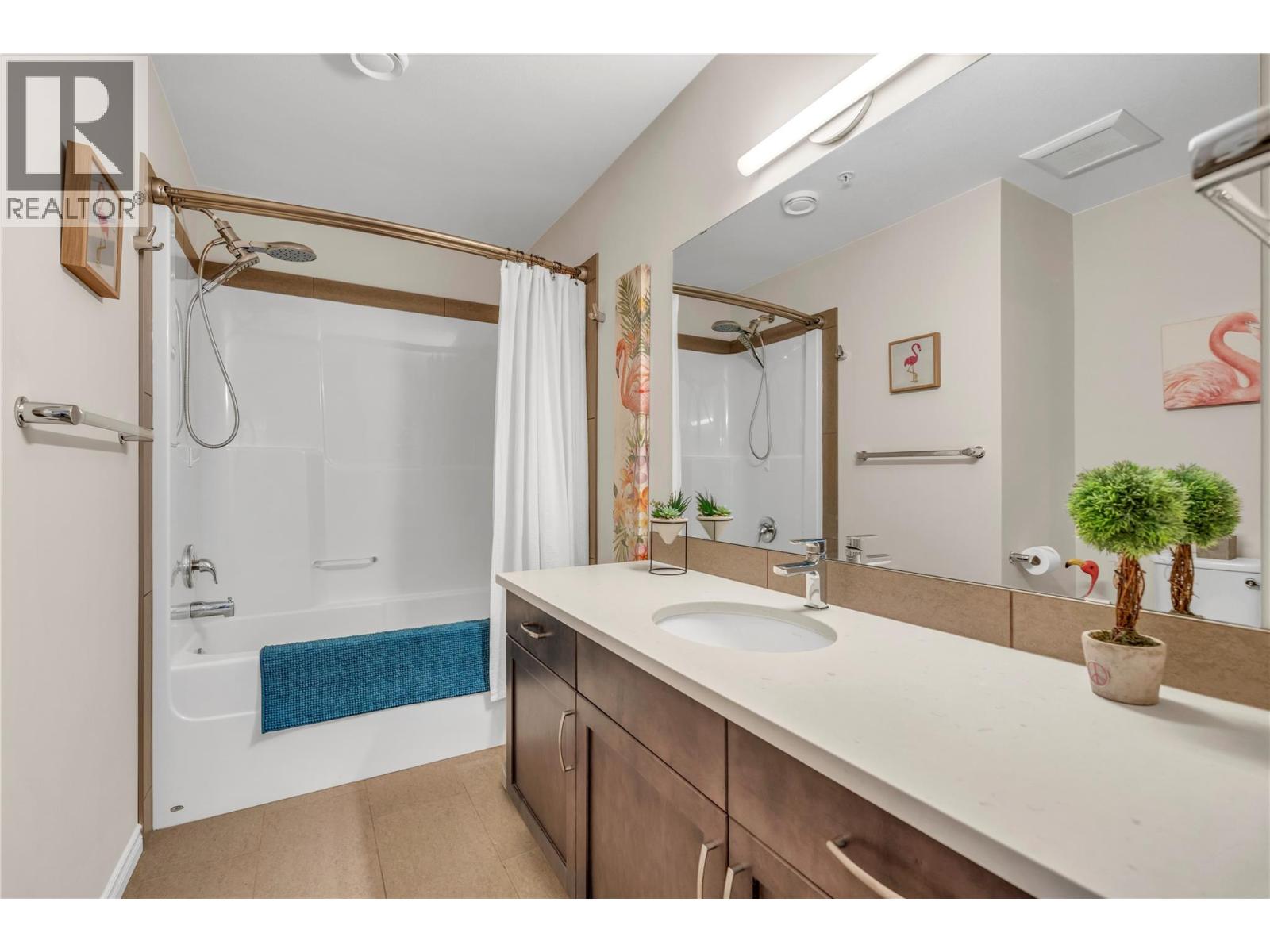 #704 3346 SKAHA LAKE Road - 17