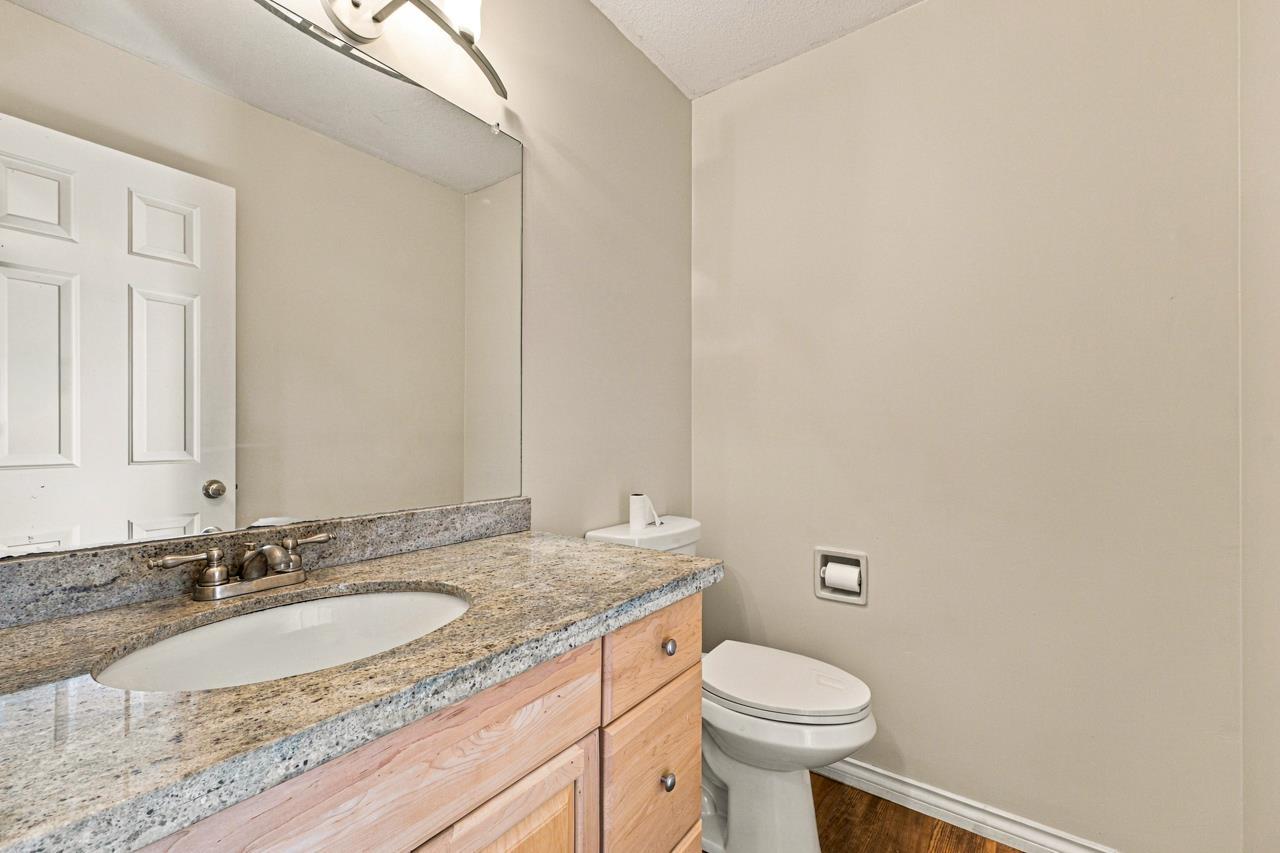 Photo of 1855 134 STREET 35