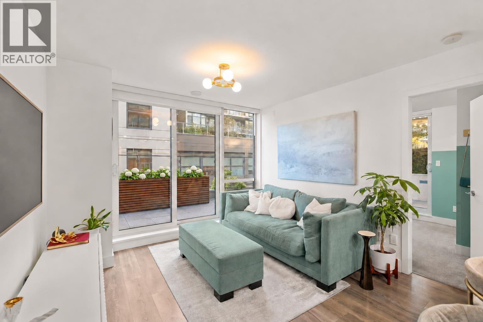 Photo of 203 1788 COLUMBIA STREET 20