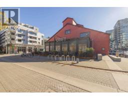 203 1788 Columbia Street, Vancouver, BC V5Y0L7 Photo 38