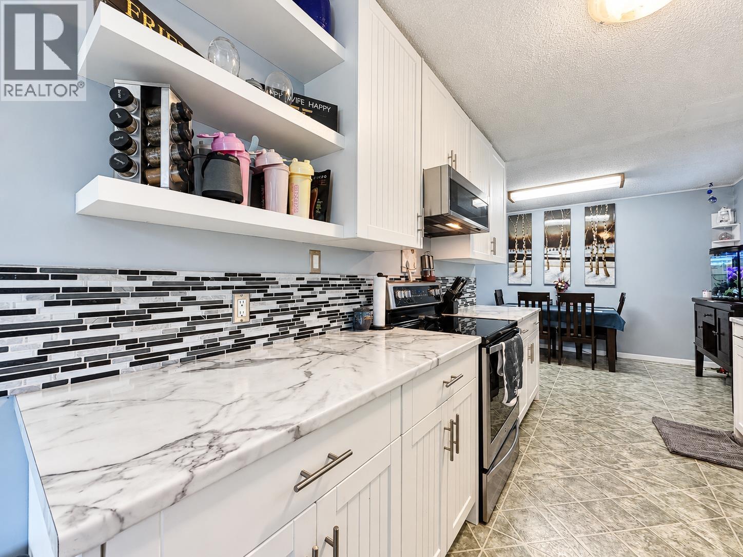 4075 FOURTH AVENUE - 14