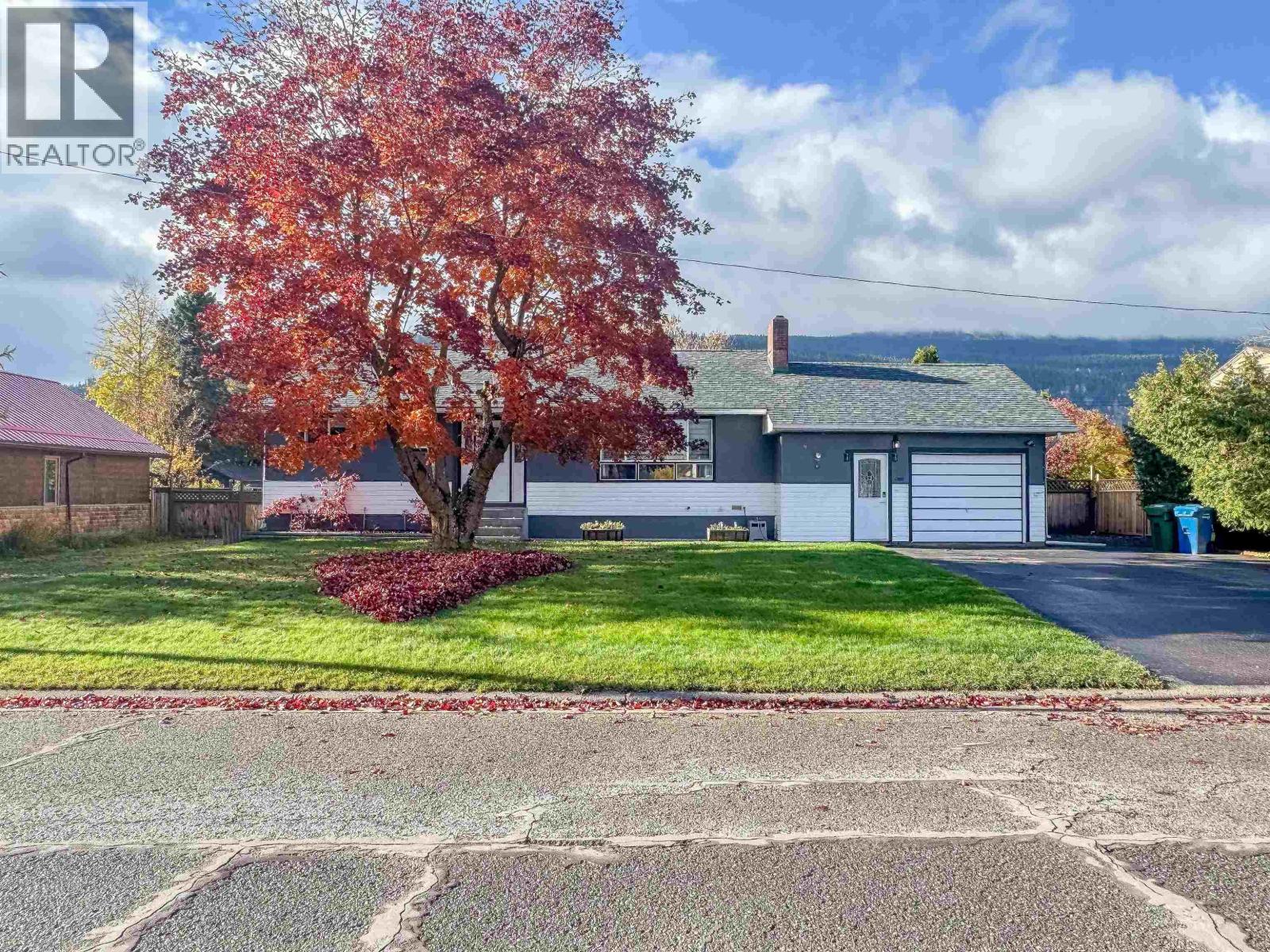 4075 FOURTH Avenue, Smithers