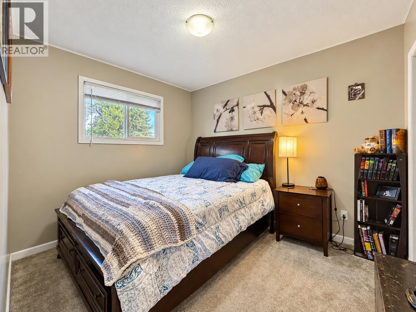 4075 FOURTH AVENUE - 5