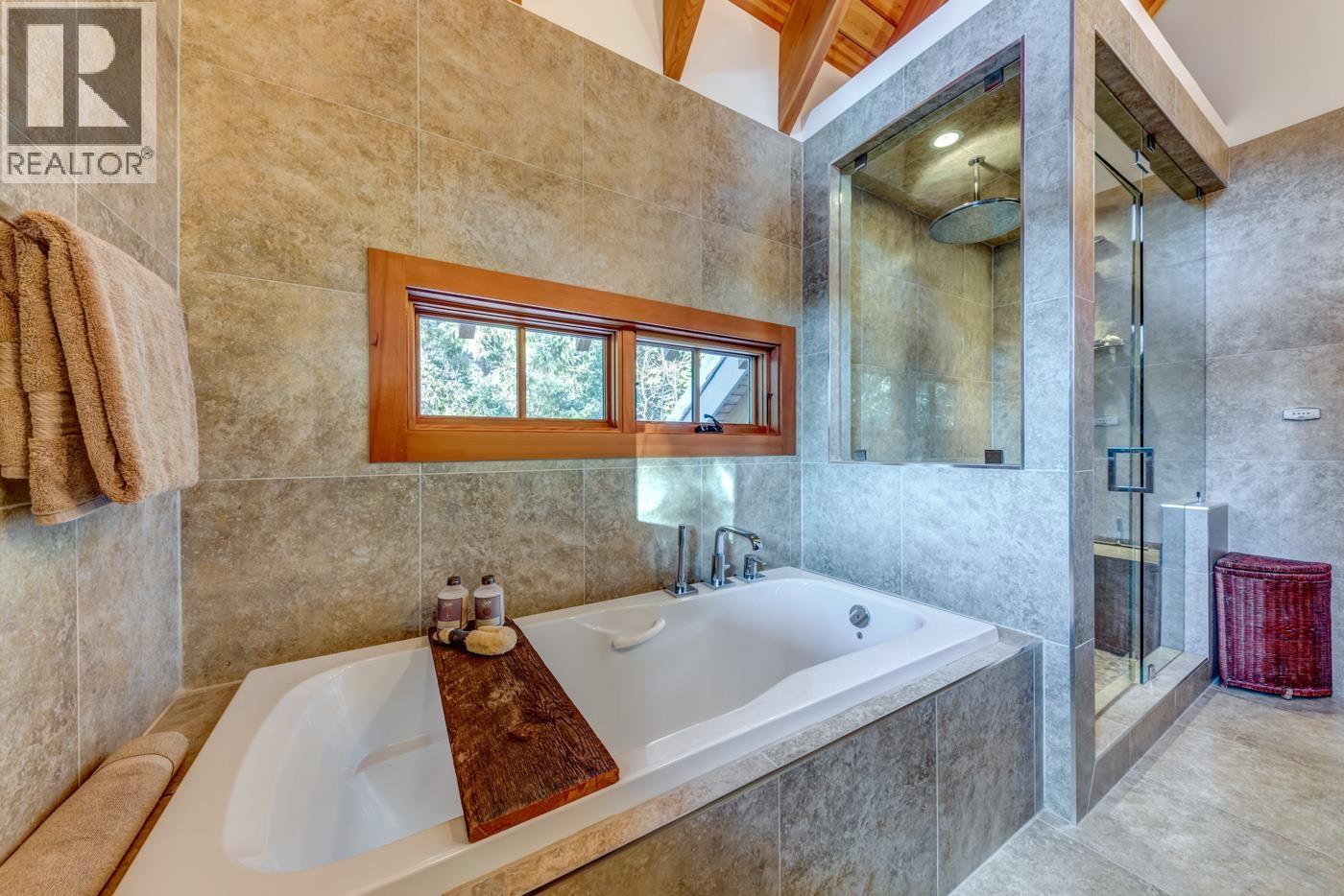 Photo of 3205 ARCHIBALD WAY 27