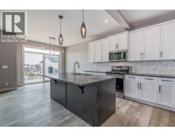 4 Topaz Place, Cochrane, AB T4C3K2 Photo 24