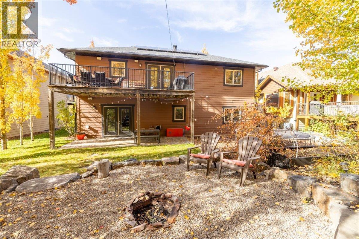10 Silver Ridge Way, Fernie - Image 1