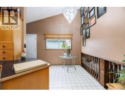 Bedroom - 25 Valley Crescent, Lacombe, AB T4S1L1 Photo 10