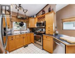 Recreational, Games room - 25 Valley Crescent, Lacombe, AB T4S1L1 Photo 9