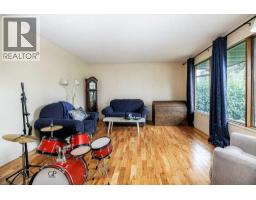 25 Valley Crescent, Lacombe, AB T4S1L1 Photo 14