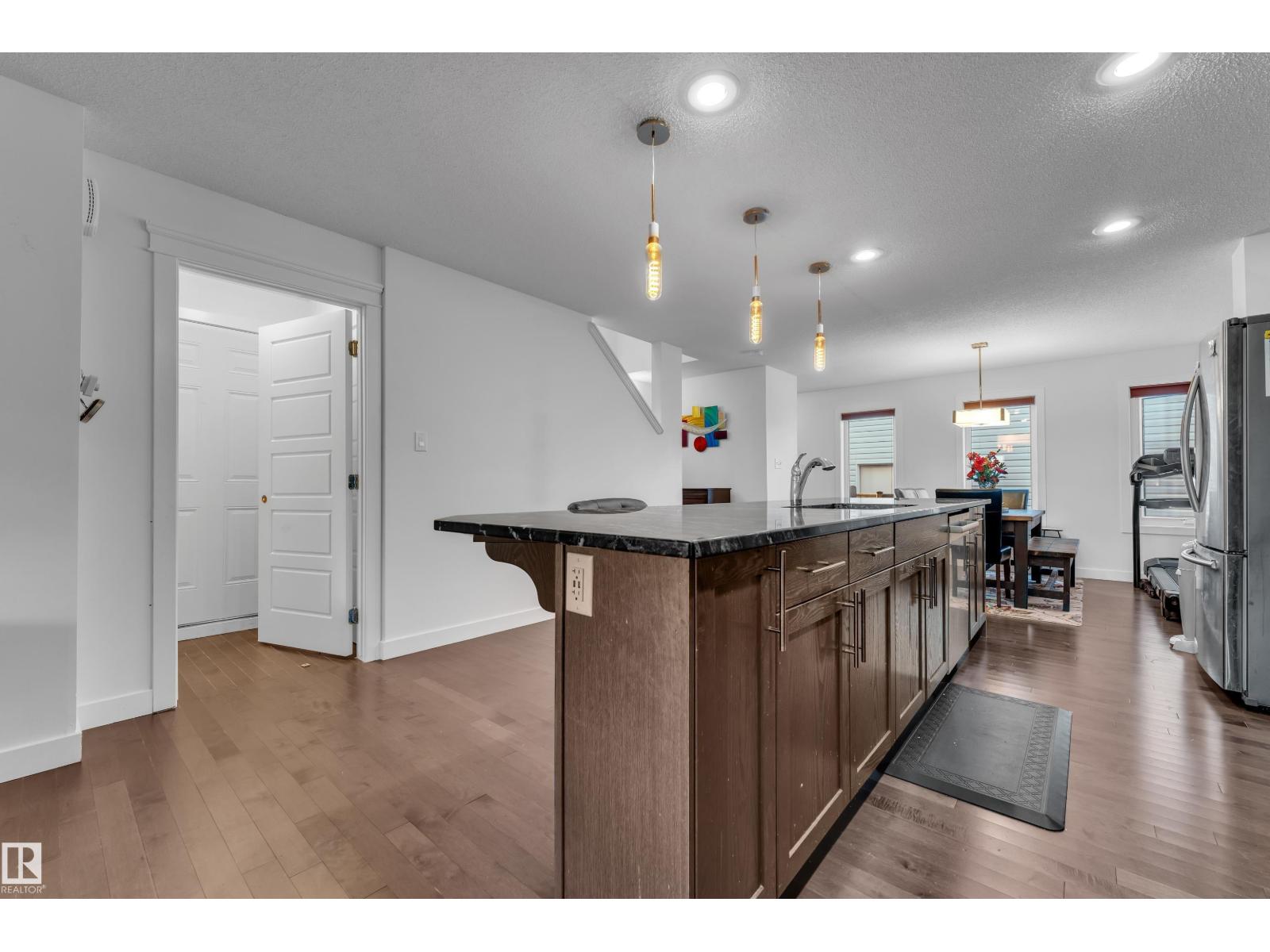16052 11 AV SW SW, Edmonton — photo 8