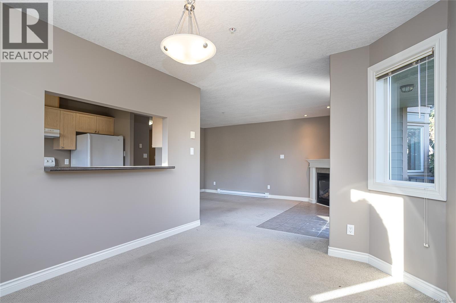 #102 650 Dobson Rd - 7