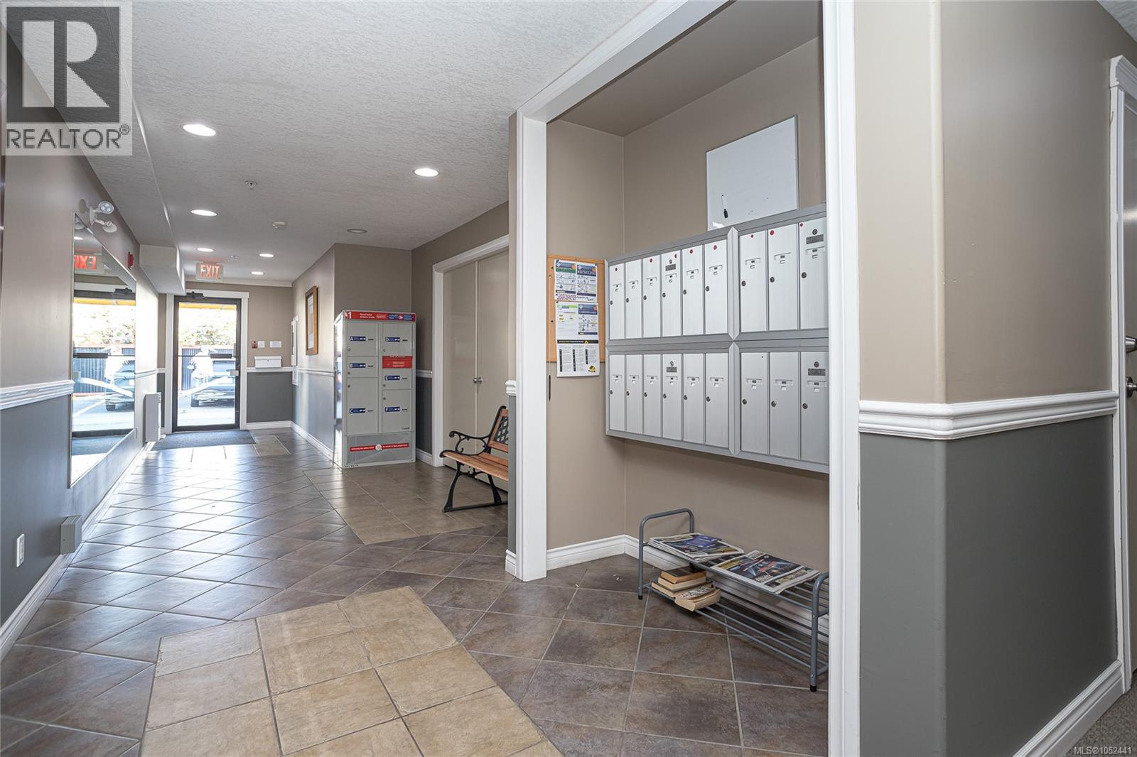 #102 650 Dobson Rd - 27