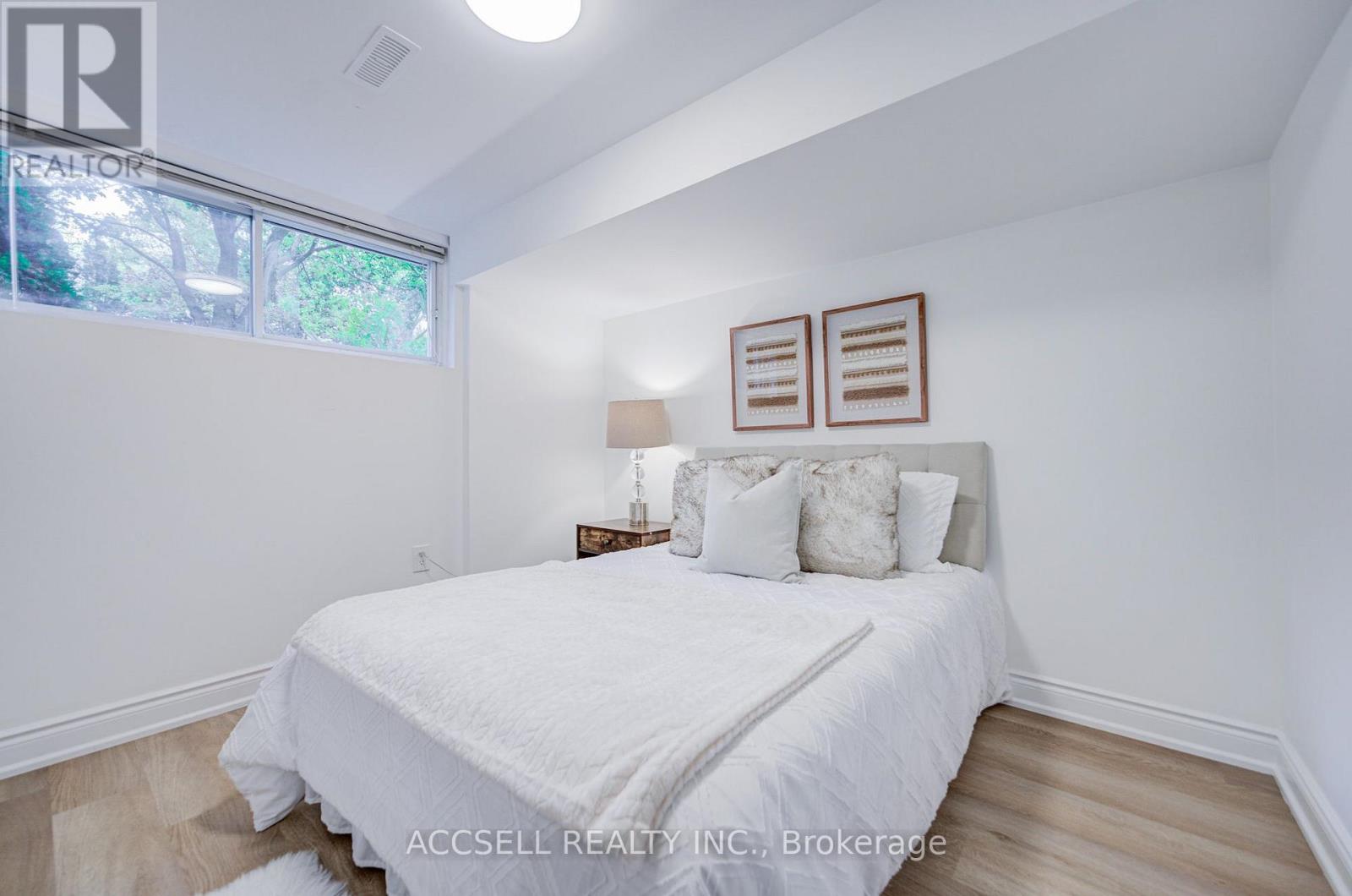 440 Sunset Drive, Oakville, ON photo 39