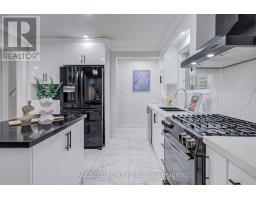 440 Sunset Drive, Oakville, ON L6L3N4 Photo 10