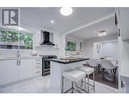 440 Sunset Drive, Oakville, ON L6L3N4 Photo 12