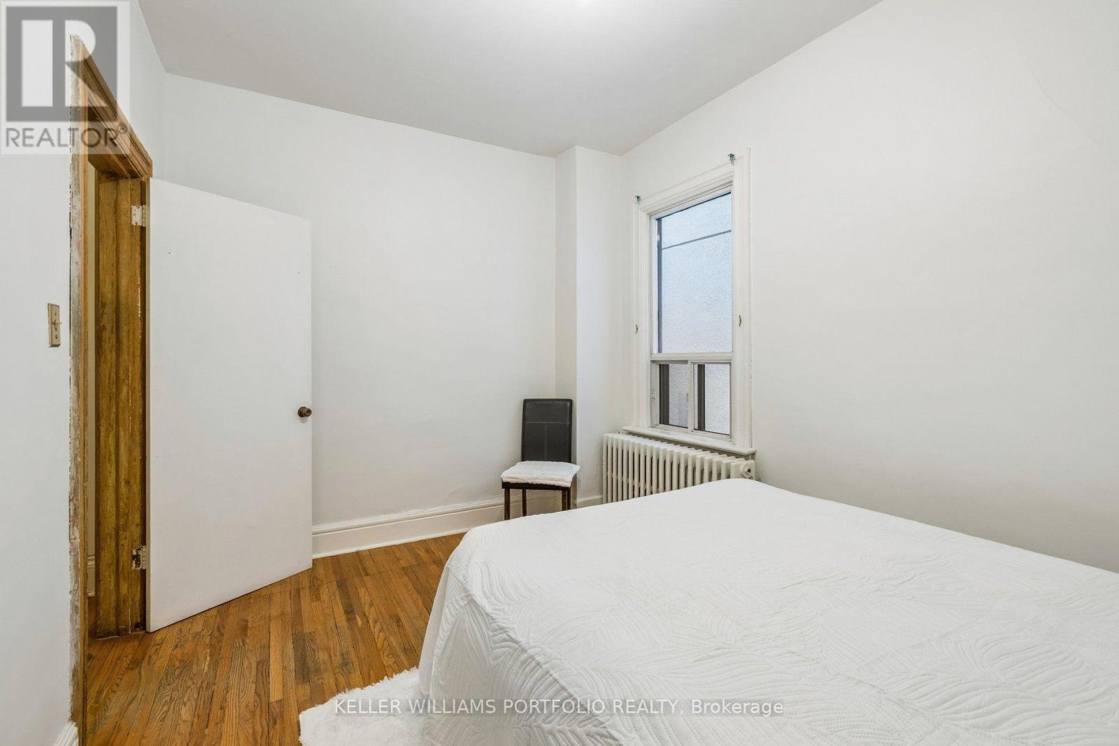 197 Yarmouth Road, Toronto, ON photo 10