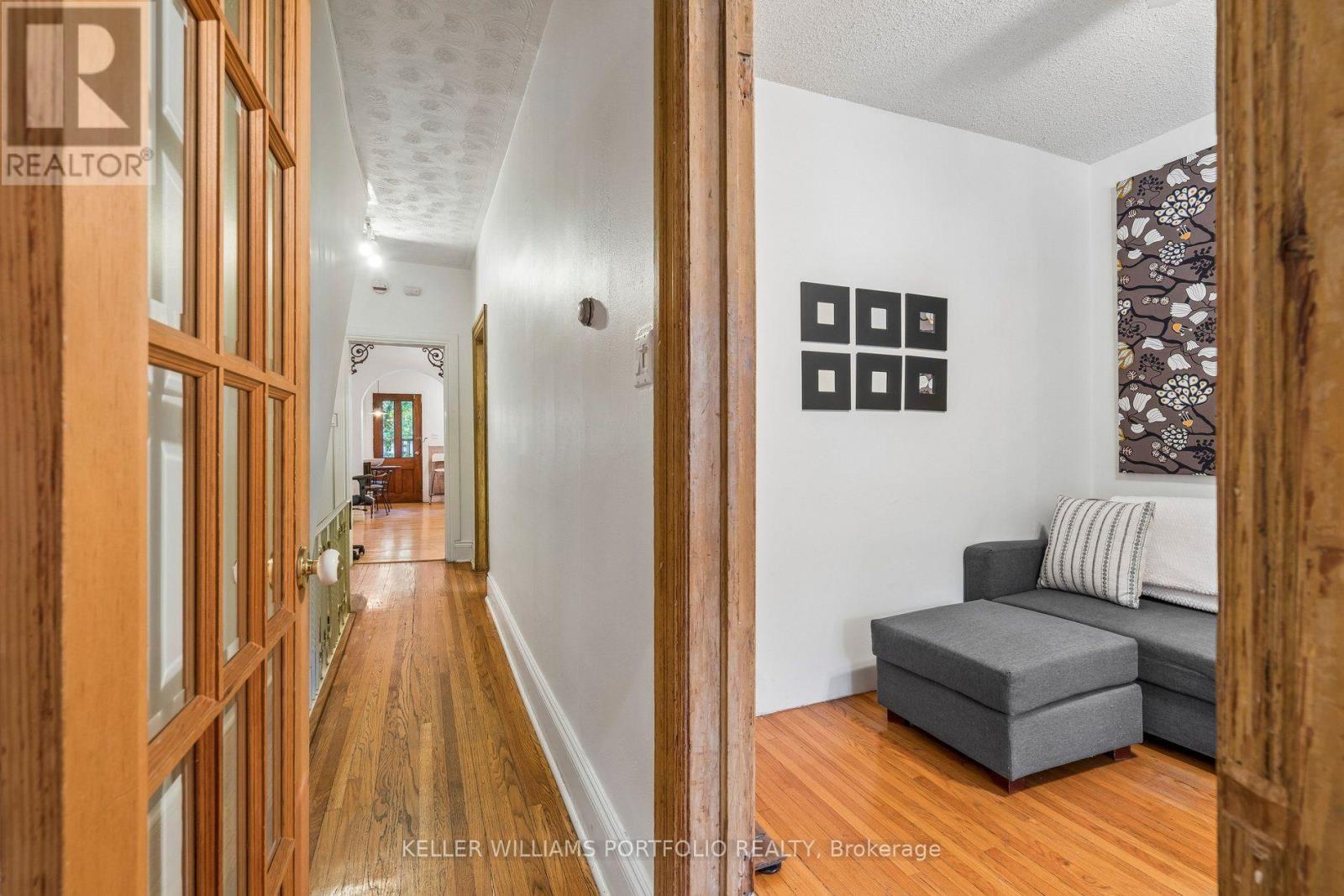 197 Yarmouth Road, Toronto, ON photo 6